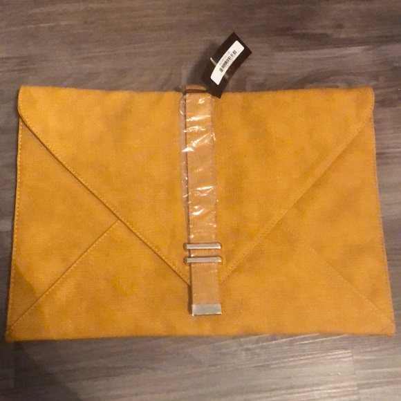 Yellow/gold clutch - Picture 1 of 1